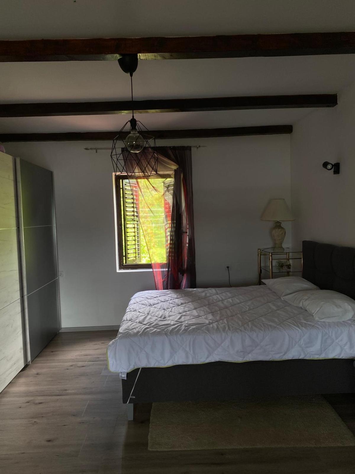 Tina Apartment Tekija  ภายนอก รูปภาพ