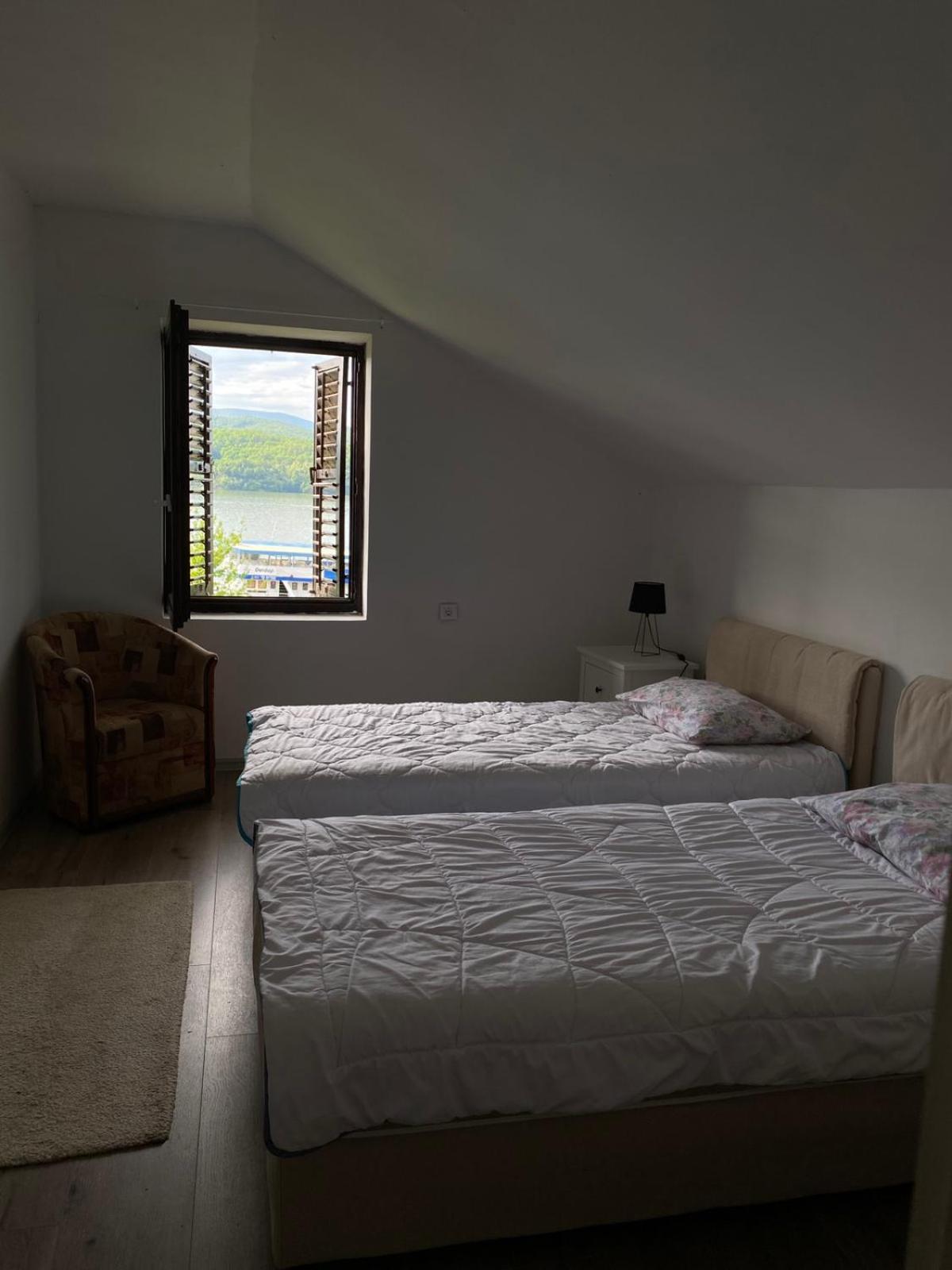 Tina Apartment Tekija  ภายนอก รูปภาพ